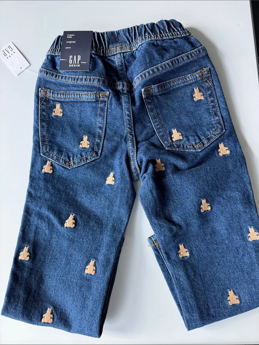 NWT! Gap Dark Blue Bear Embroidered Denim Pants. size: 3T